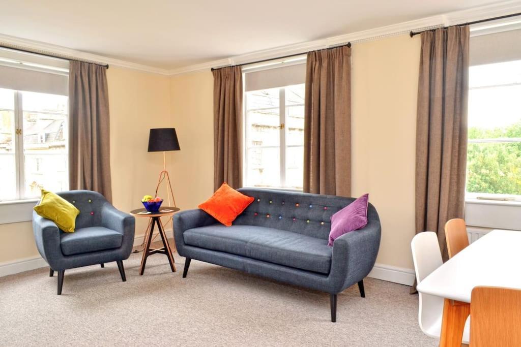 Апартаменты **Spotless, Bright 2 Double Bed, Period Features** Бат Экстерьер фото